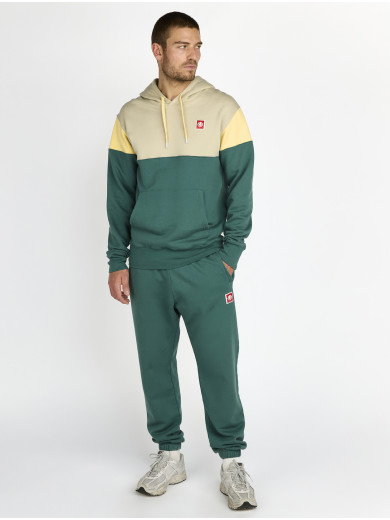 COMFORT CUT JOGGY GREEN PANTS