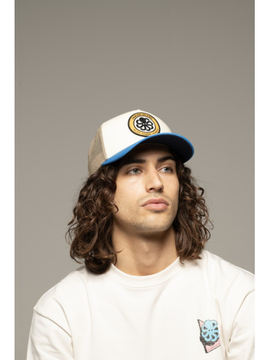 TRUCKER AUTHENTIC  CALIFORNIA